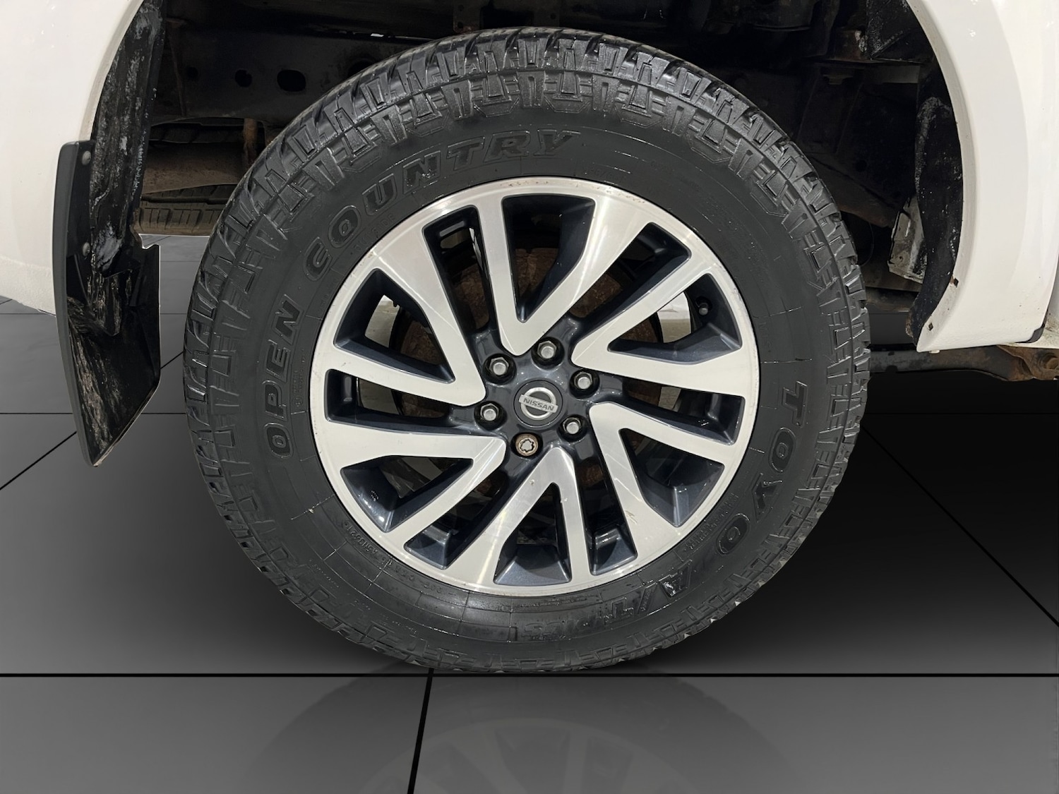 Used Nissan Navara 2017 for sale - 77548310: Photo 23