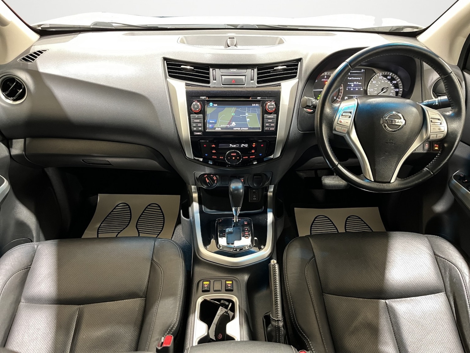 Used Nissan Navara 2017 for sale - 77548310: Photo 5