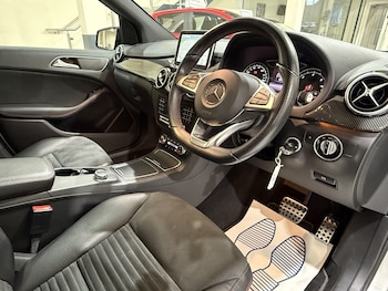 Used Mercedes-Benz B Class 2015 for sale - 76579977: Photo