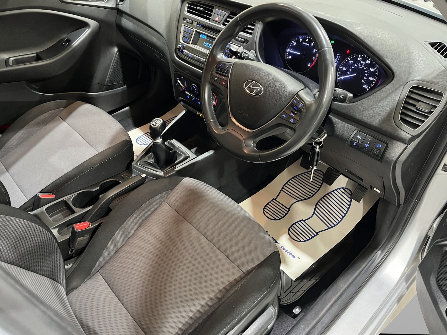 Used Hyundai i20 2018 for sale - 76725573: Photo 11