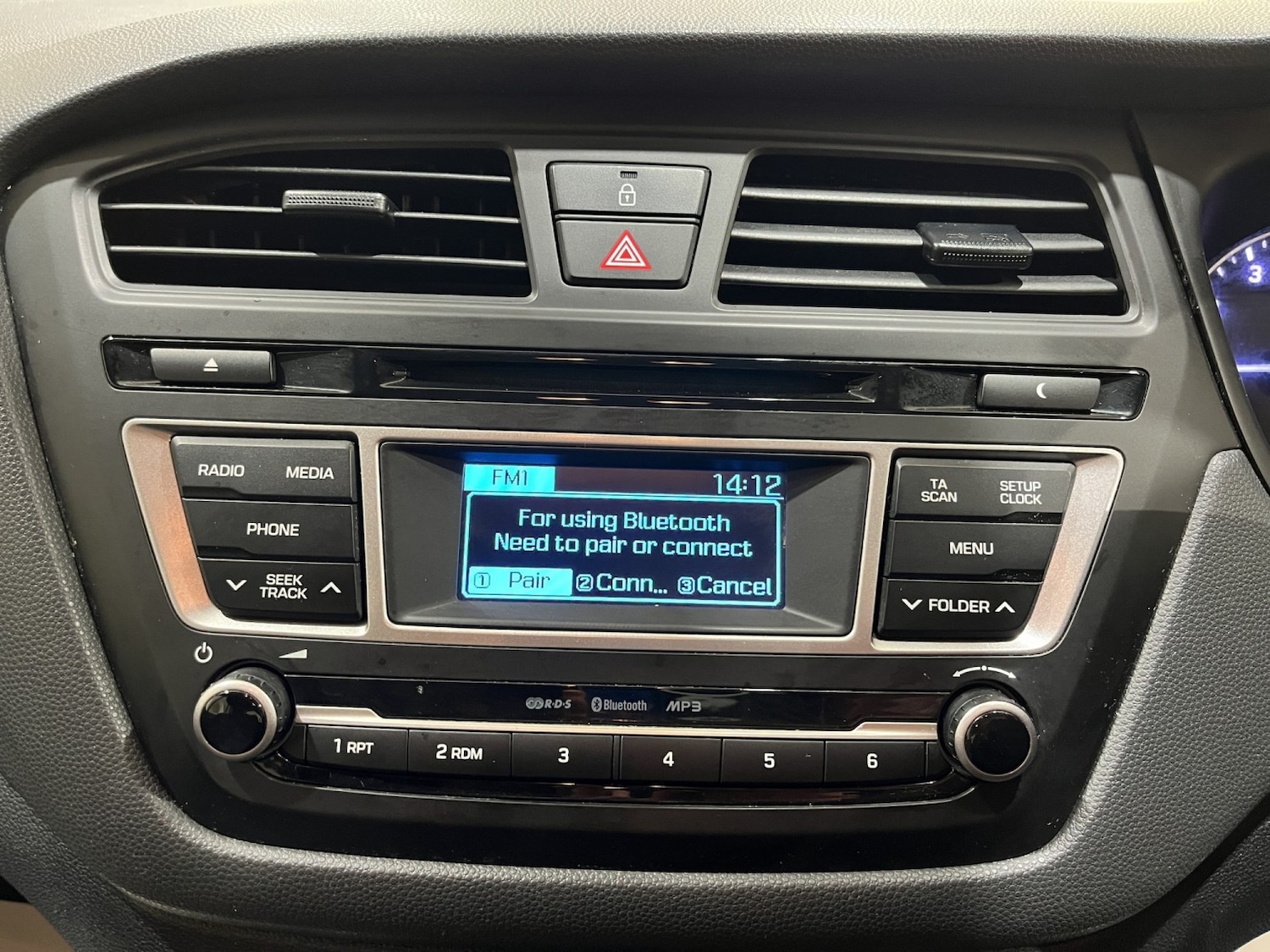 Used Hyundai i20 2018 for sale - 76725573: Photo 3