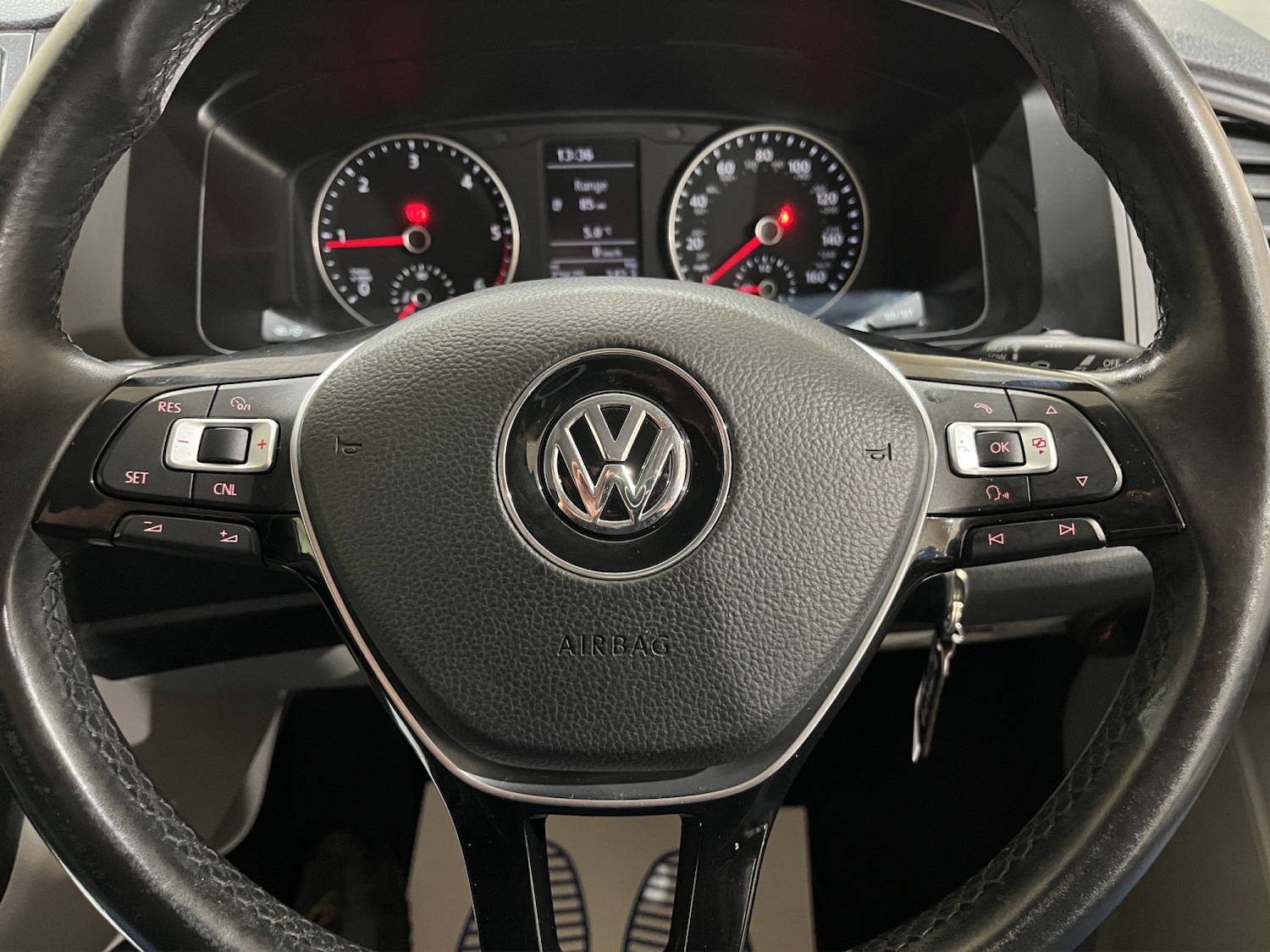 Used Volkswagen Transporter 2016 for sale - 77438286: Photo 6