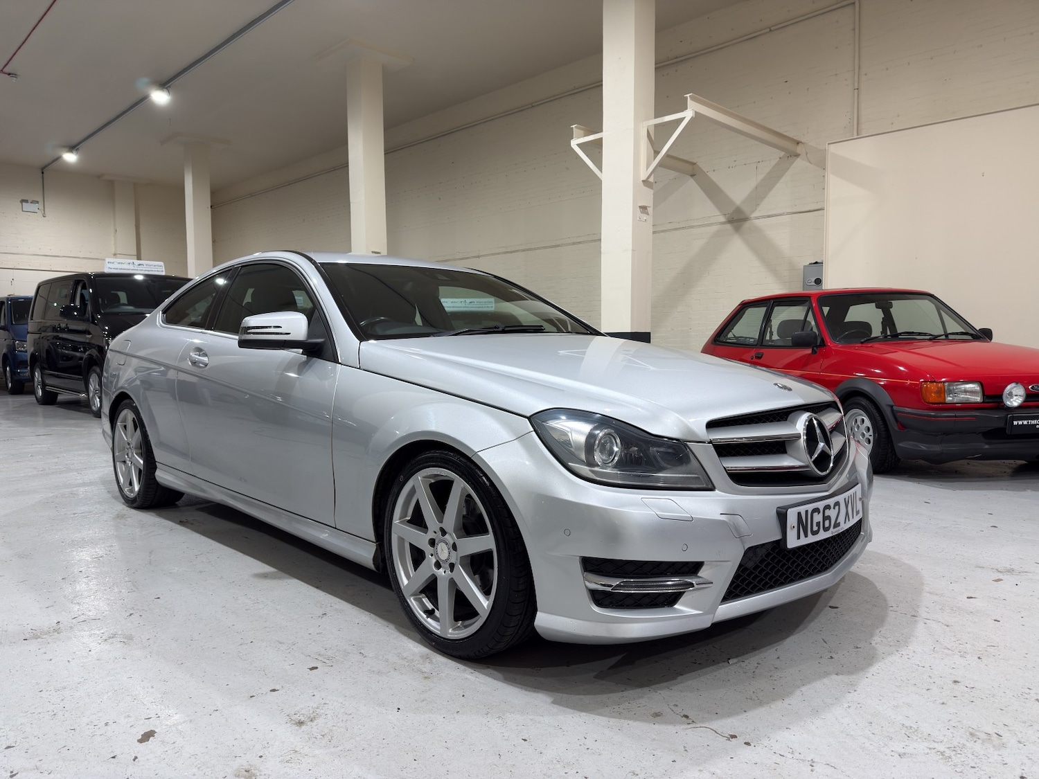 Used Mercedes-Benz C Class 2012 for sale - 77494735: Photo 3