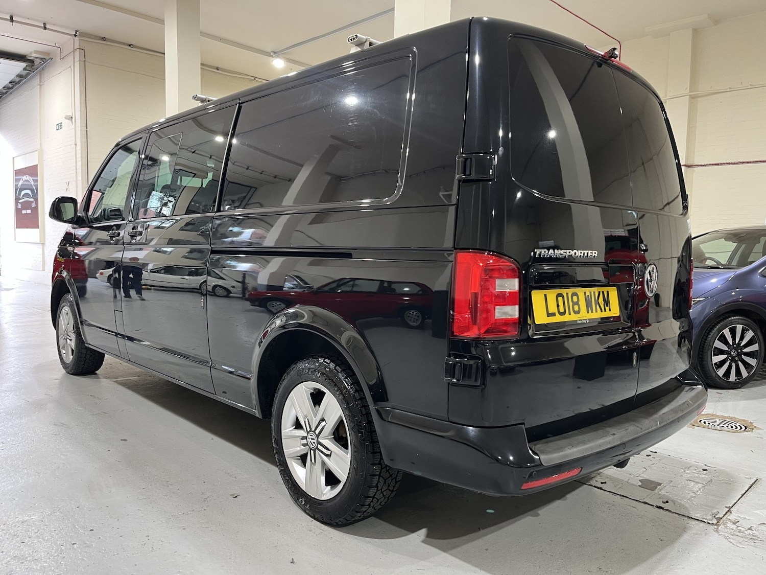 Used Volkswagen Transporter 2018 for sale - 78168754: Photo 4
