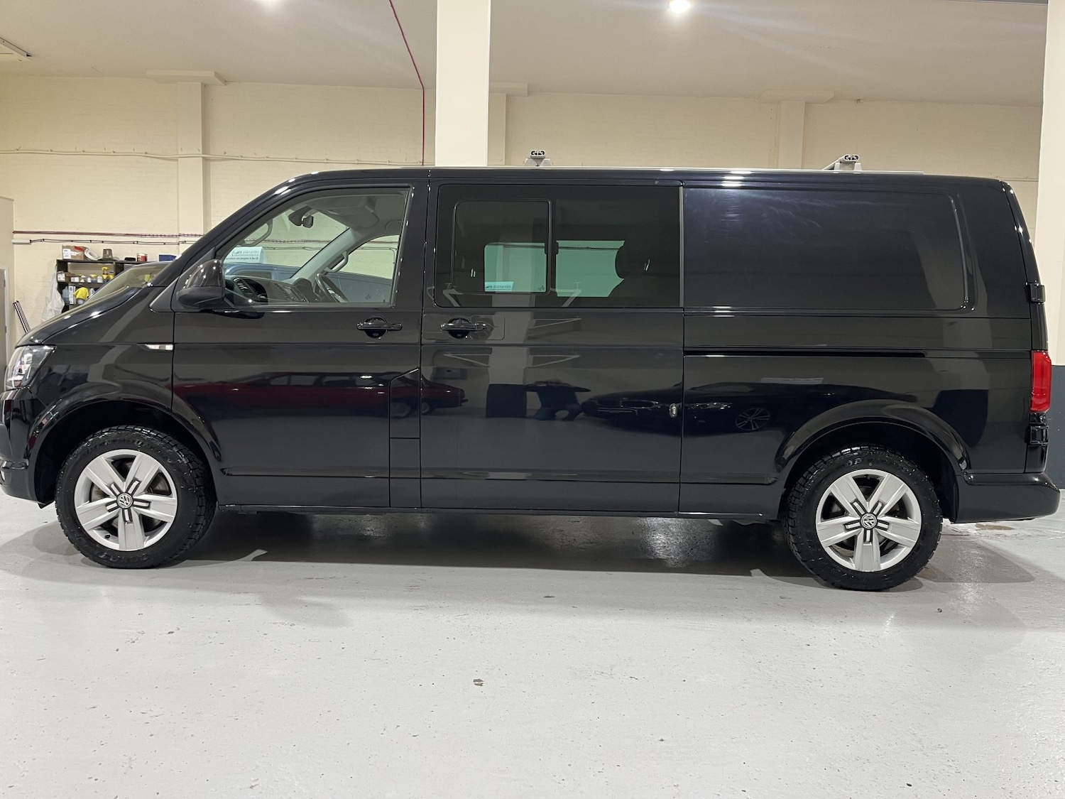 Used Volkswagen Transporter 2018 for sale - 78168754: Photo 5