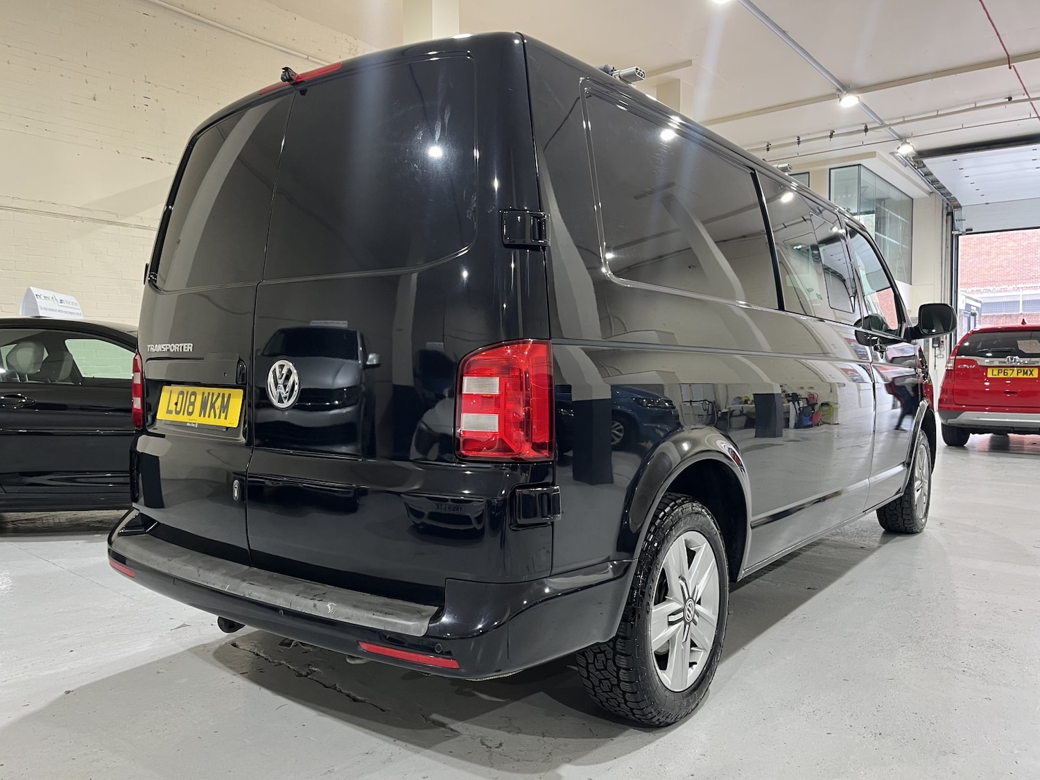 Used Volkswagen Transporter 2018 for sale - 78168754: Photo 8