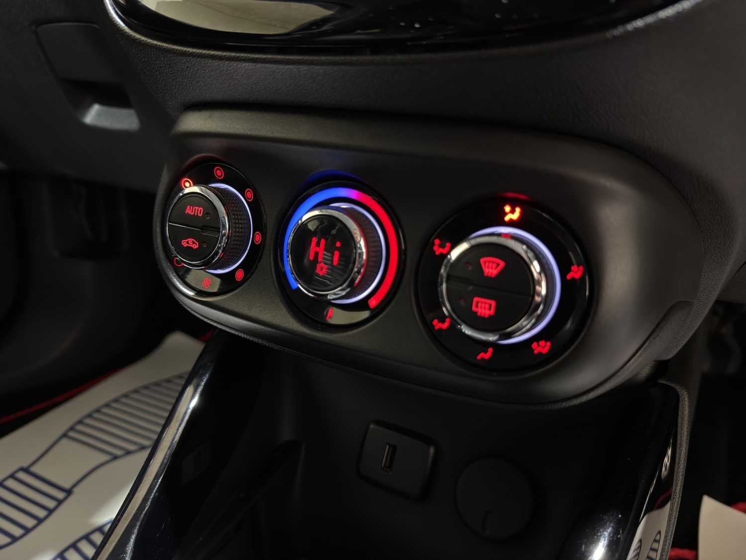 Used Vauxhall ADAM 2017 for sale - 77296819: Photo 16