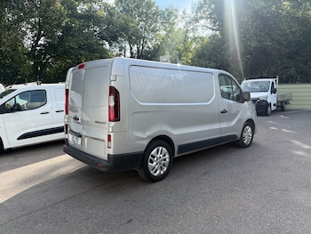 Used Renault Trafic 2017 for sale - 79399325: Photo