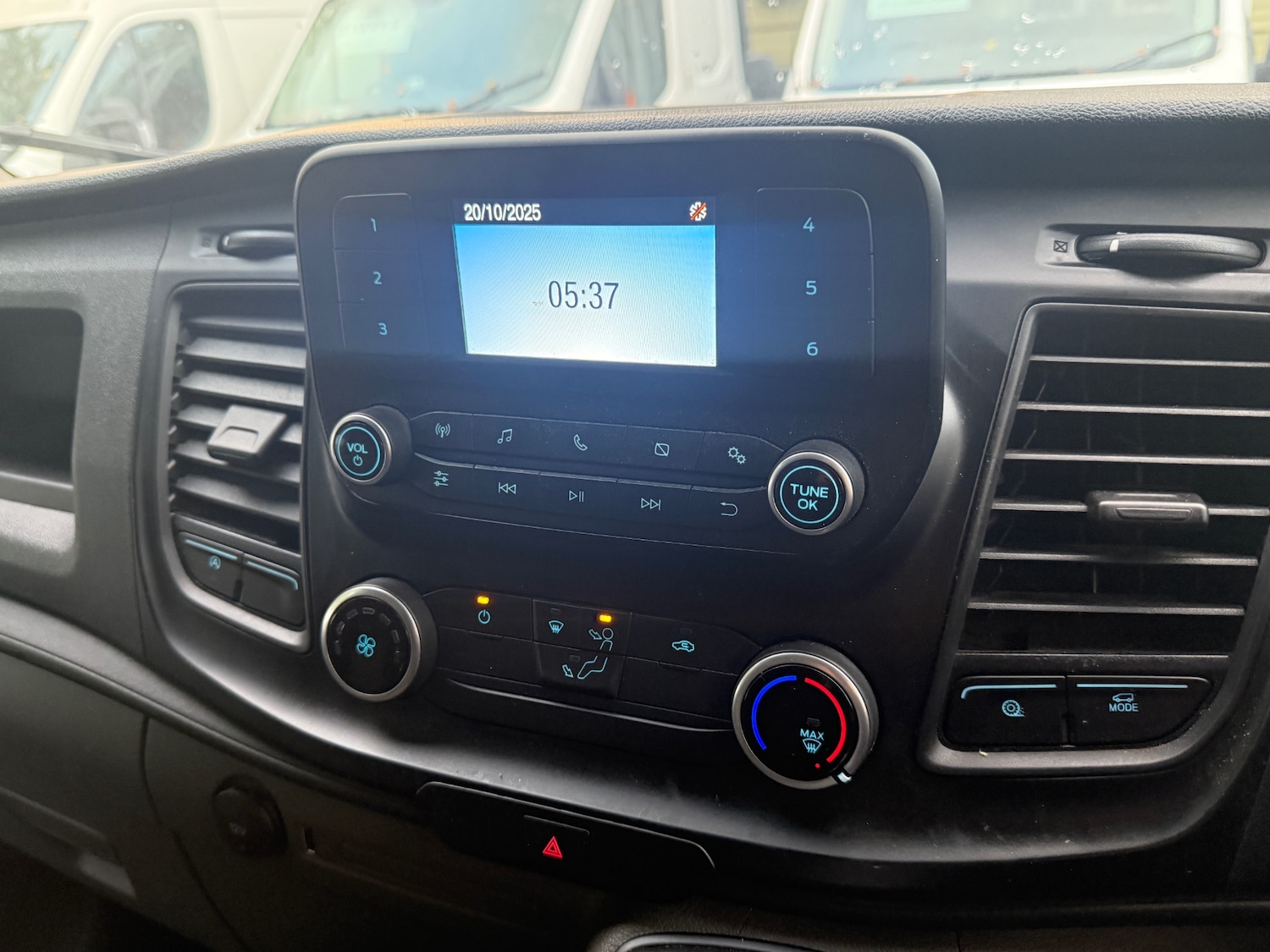 Used Ford Transit 2022 for sale - 76325077: Photo 15