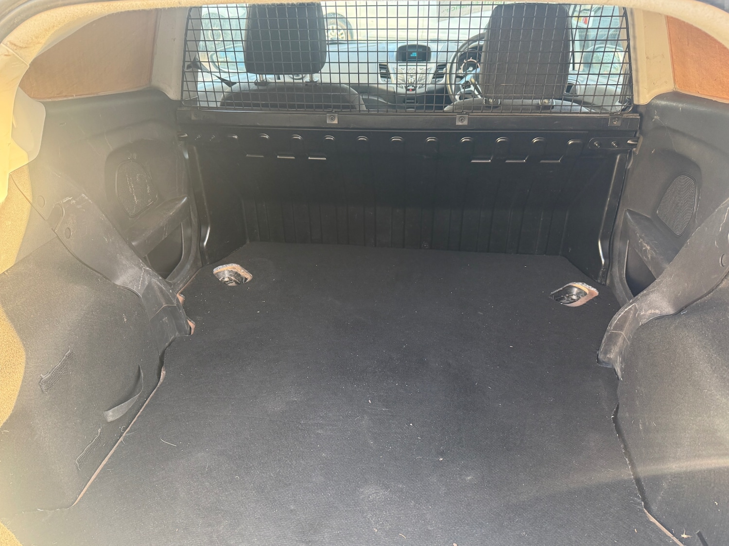 Used Ford Fiesta 2016 for sale - 76918088: Photo 11