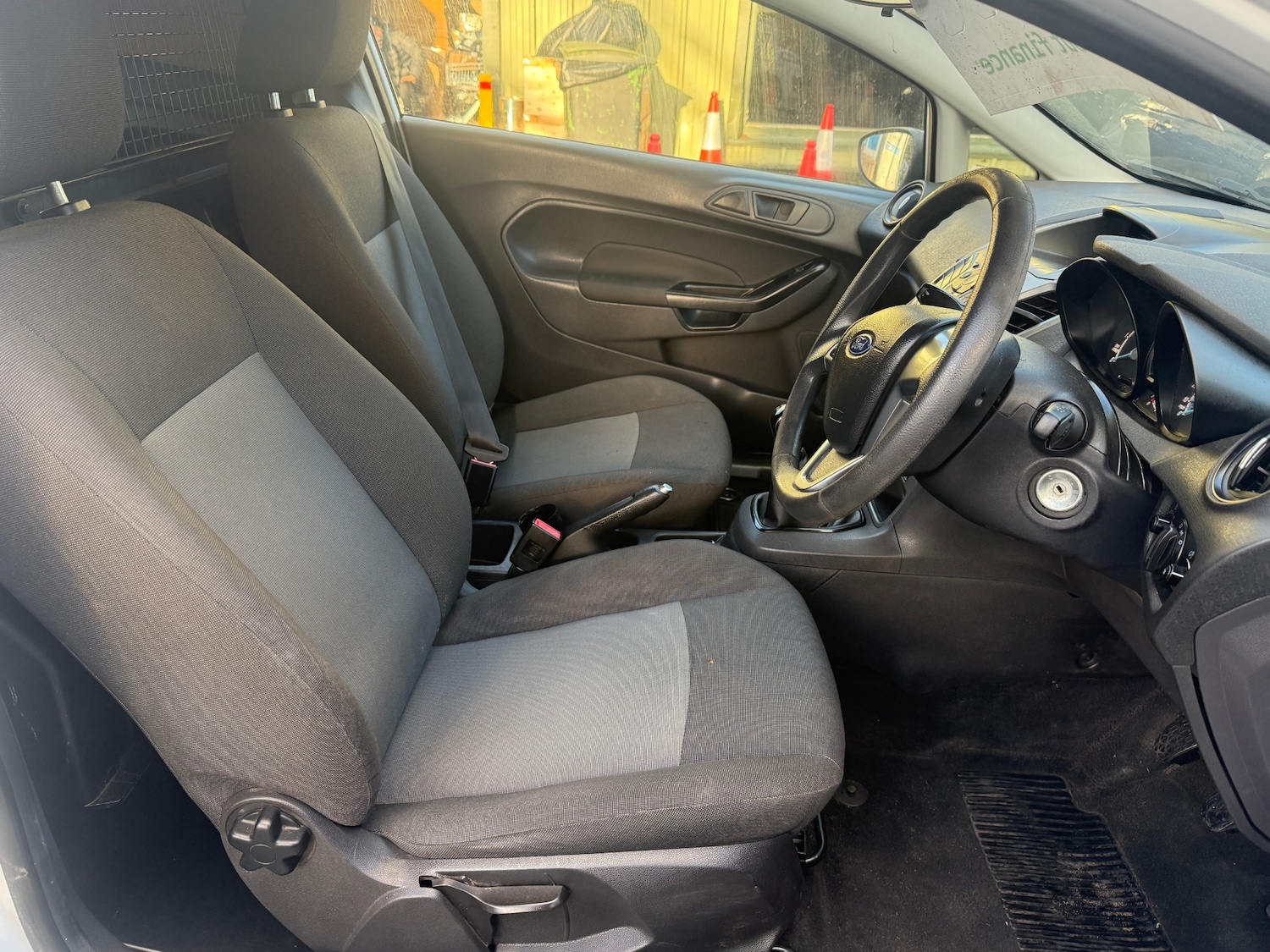 Used Ford Fiesta 2016 for sale - 76918088: Photo 9