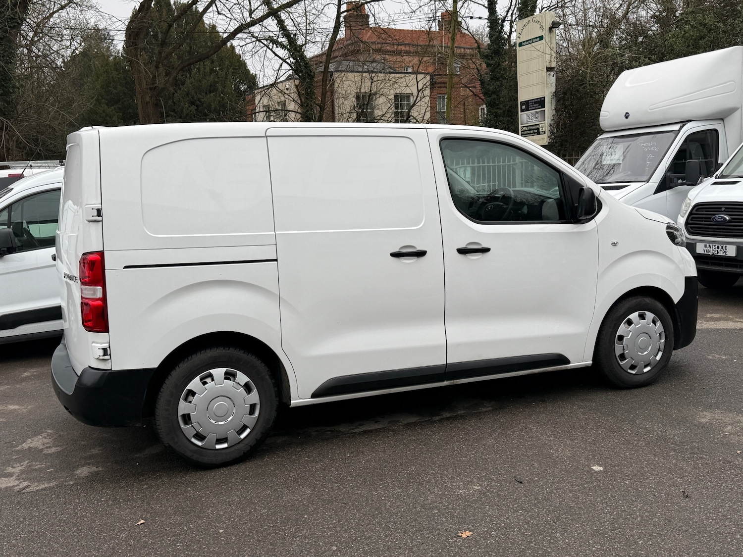 Used Toyota ProAce 2022 for sale - 77802042: Photo 2
