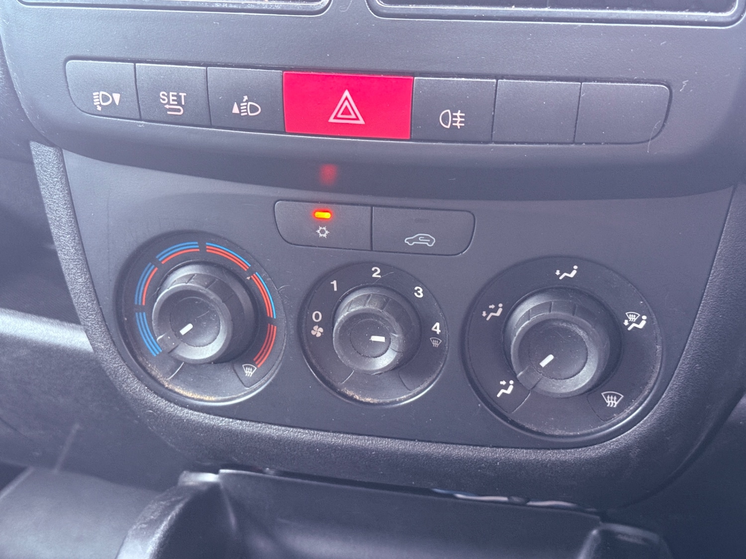 Used Vauxhall Combo 2018 for sale - 77314256: Photo 15