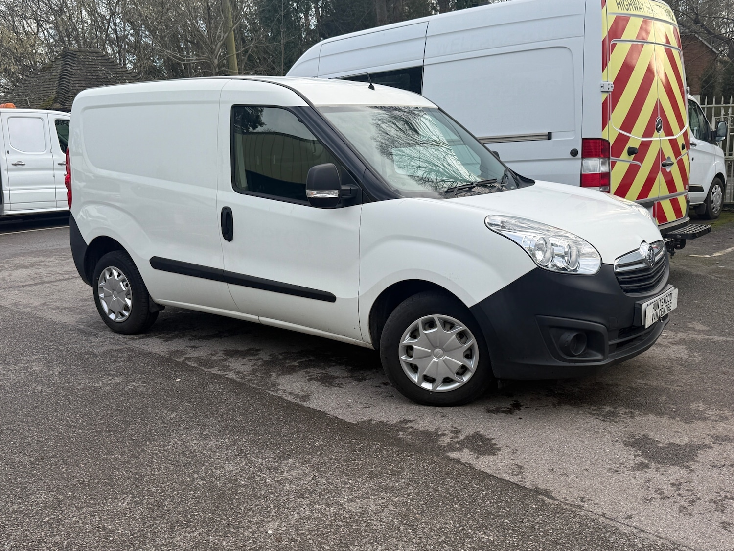 Used Vauxhall Combo 2018 for sale - 77314256: Photo 2
