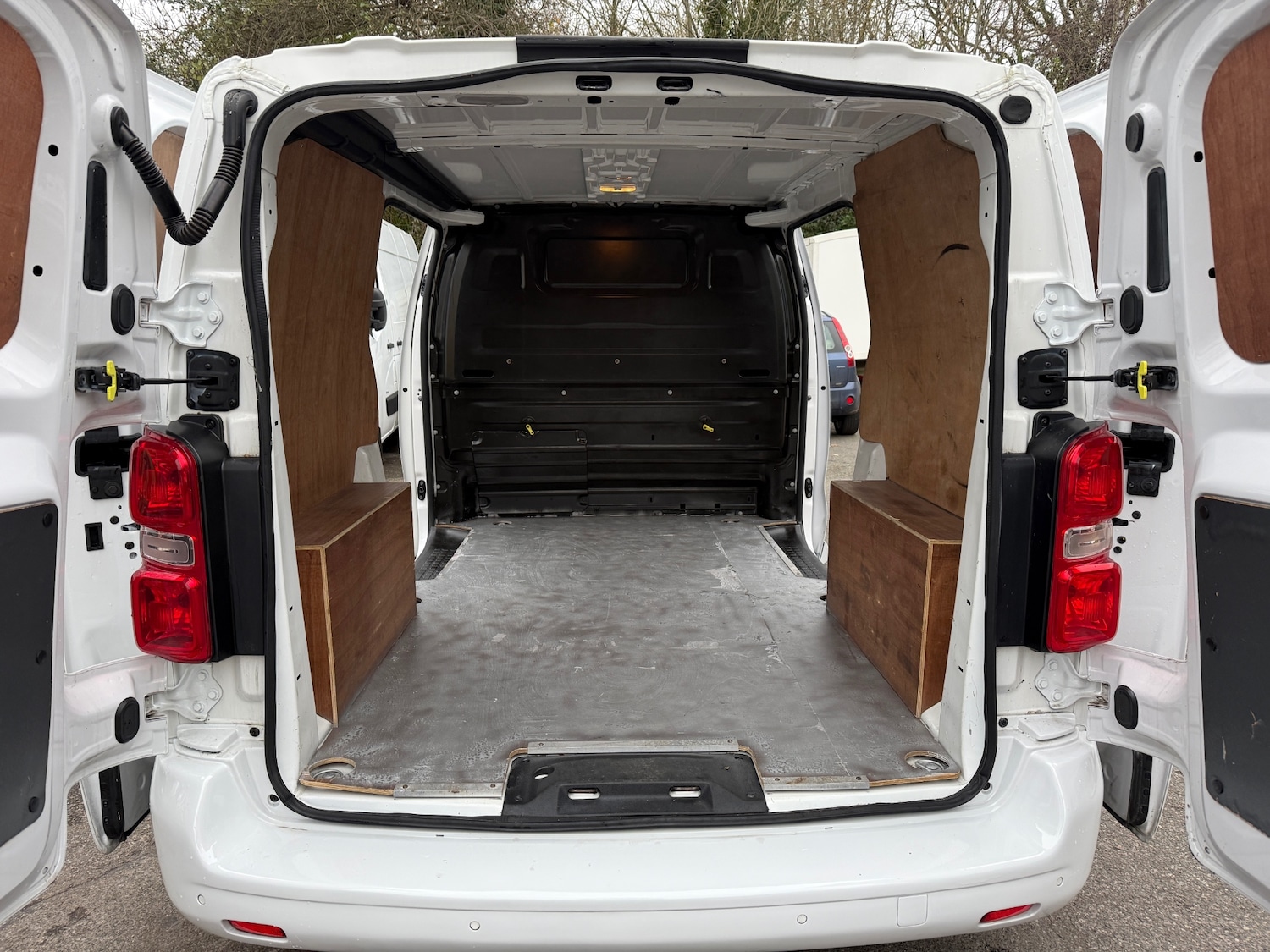 Used Vauxhall Vivaro 2019 for sale - 77342797: Photo 10