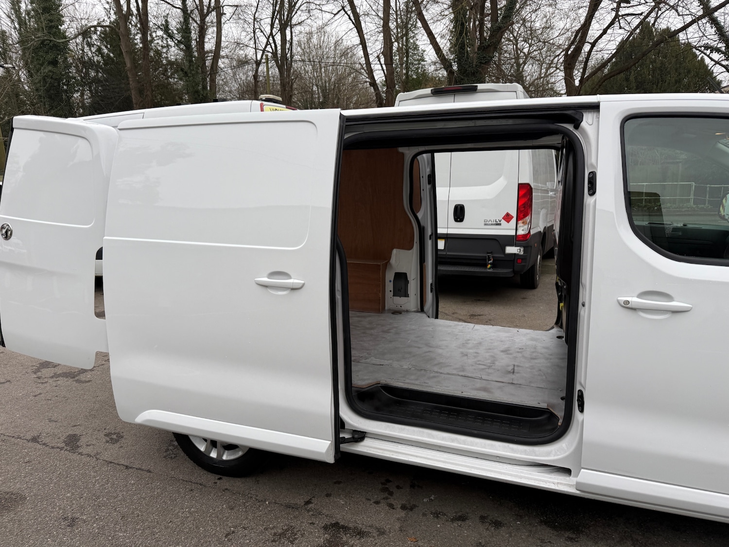 Used Vauxhall Vivaro 2019 for sale - 77342797: Photo 12
