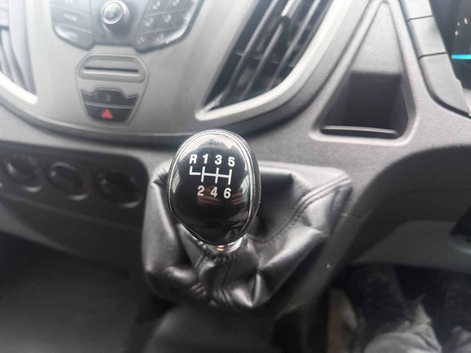 Used Ford Transit 2018 for sale - 77272549: Photo 17