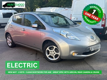 2015 (15) - 80kW Acenta 24kWh 5dr Auto