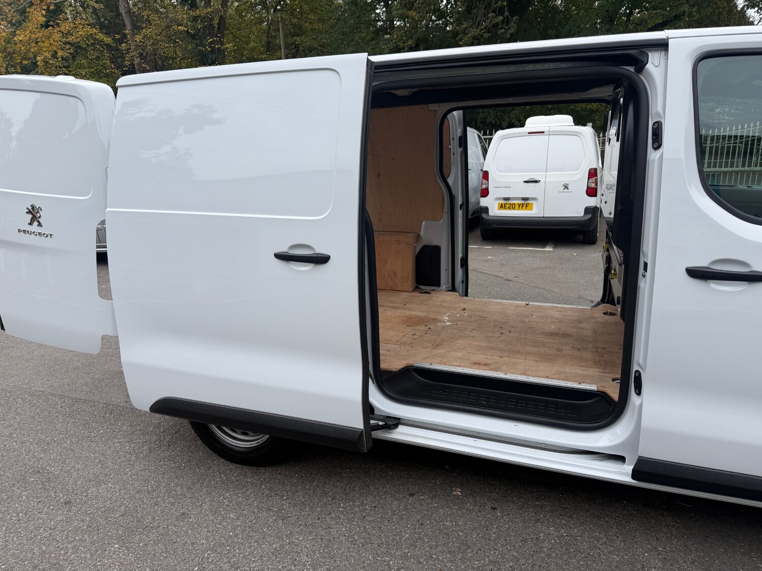 Used Peugeot Expert 2022 for sale - 76316713: Photo 26