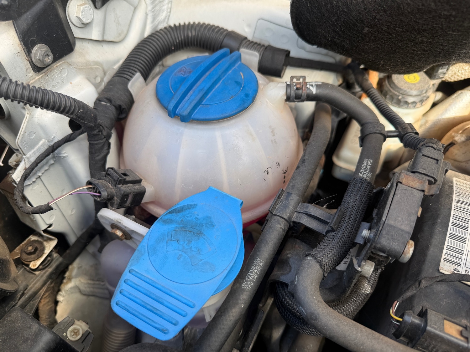 Used Volkswagen Caddy 2013 for sale - 78106408: Photo 30