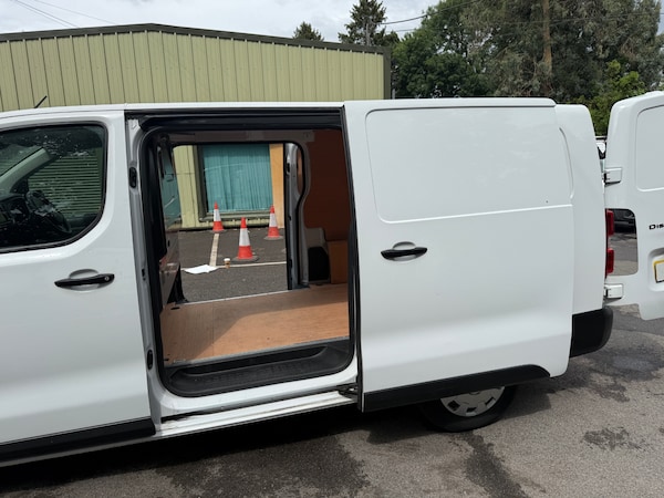 Used Citroen Dispatch 2023 for sale - 75376653: Photo 16