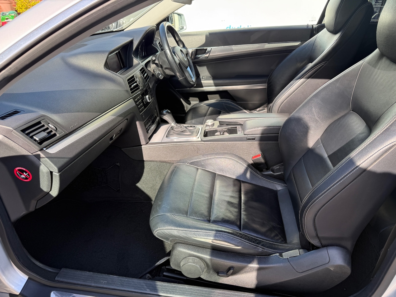 Used Mercedes-Benz E Class 2011 for sale - 77871771: Photo 15