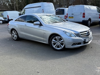 Used Mercedes-Benz E Class 2011 for sale - 77871771: Photo