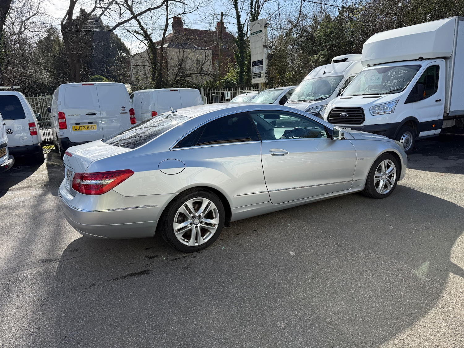 Used Mercedes-Benz E Class 2011 for sale - 77871771: Photo 3