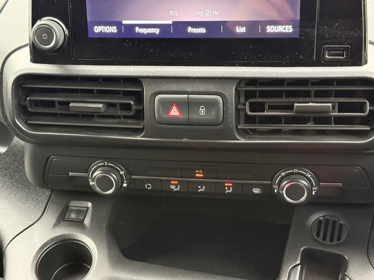 Used Vauxhall Combo 2022 for sale - 78039691: Photo 36