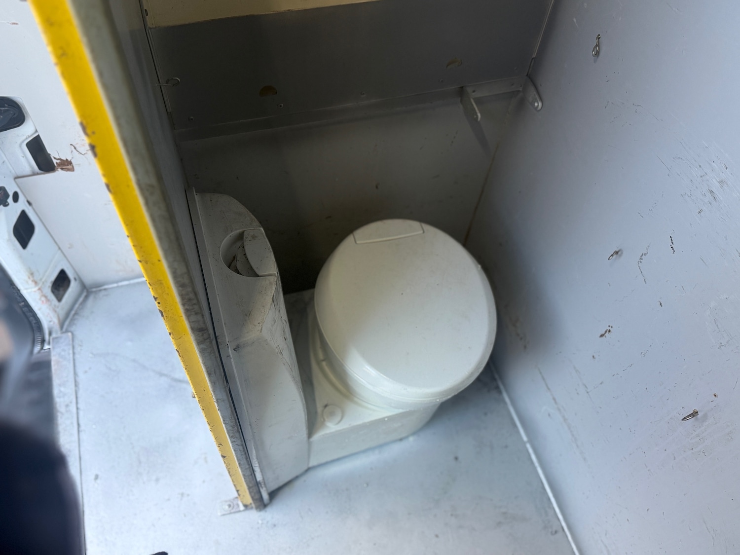 Used Mercedes-Benz Sprinter 2017 for sale - 77251439: Photo 19