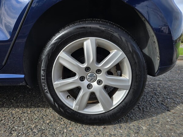 Used Volkswagen Polo 2012 for sale - 76170955: Photo 23