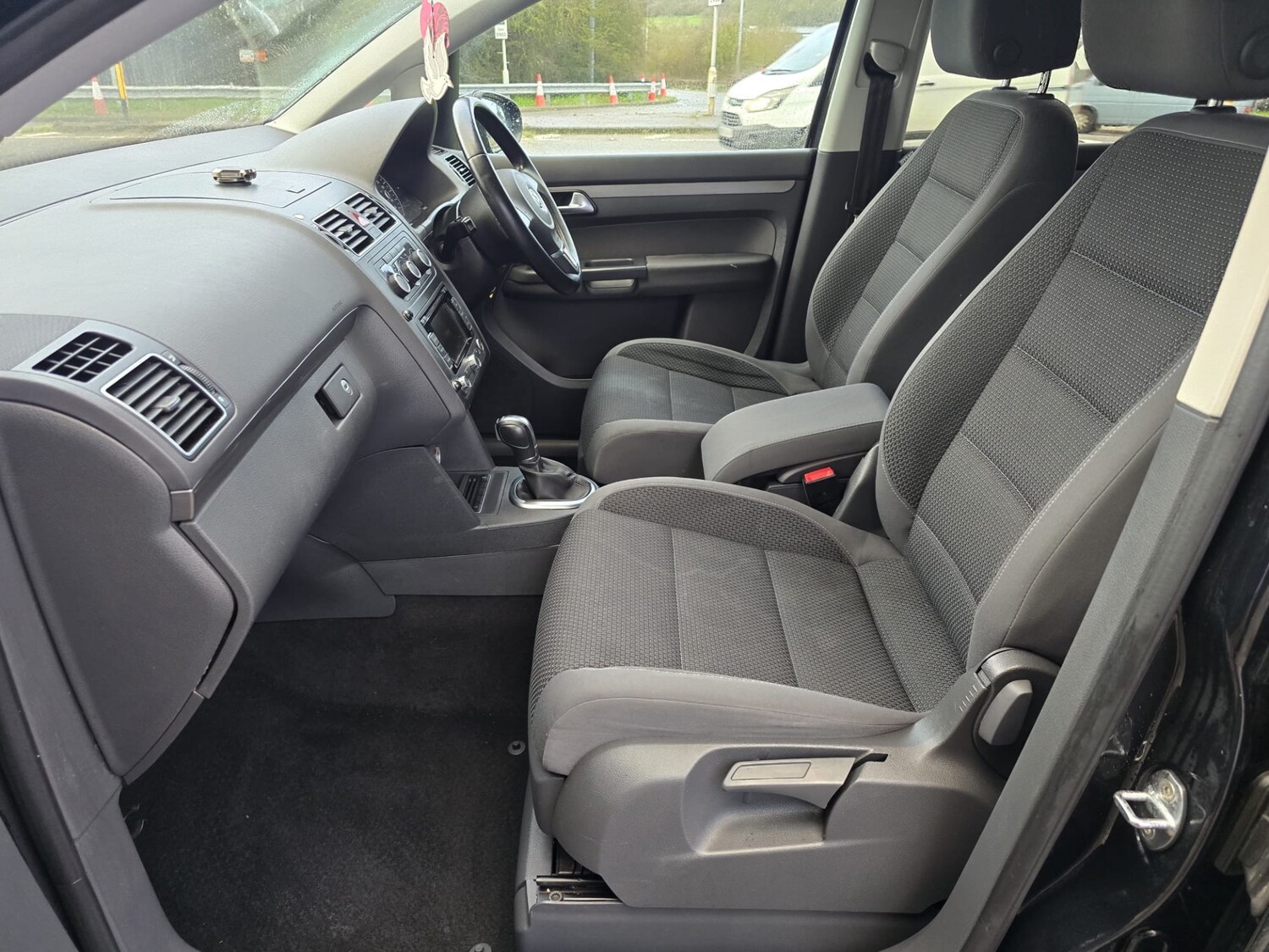 Used Volkswagen Touran 2012 for sale - 77476666: Photo 14