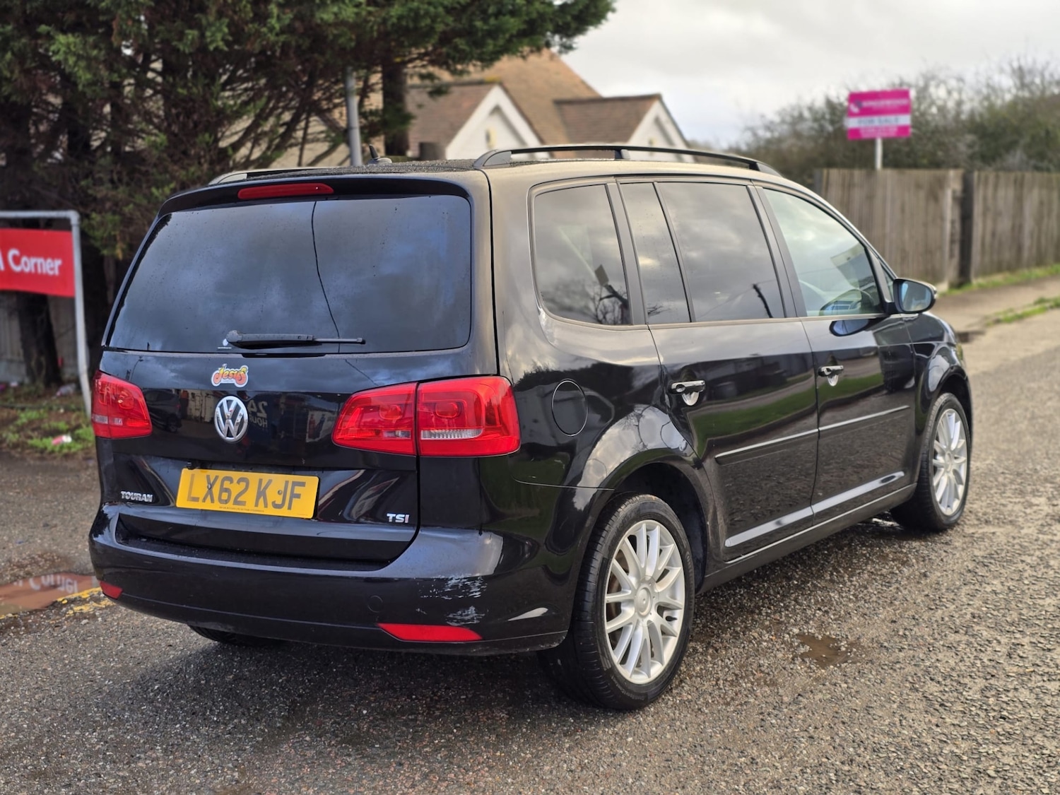 Used Volkswagen Touran 2012 for sale - 77476666: Photo 3