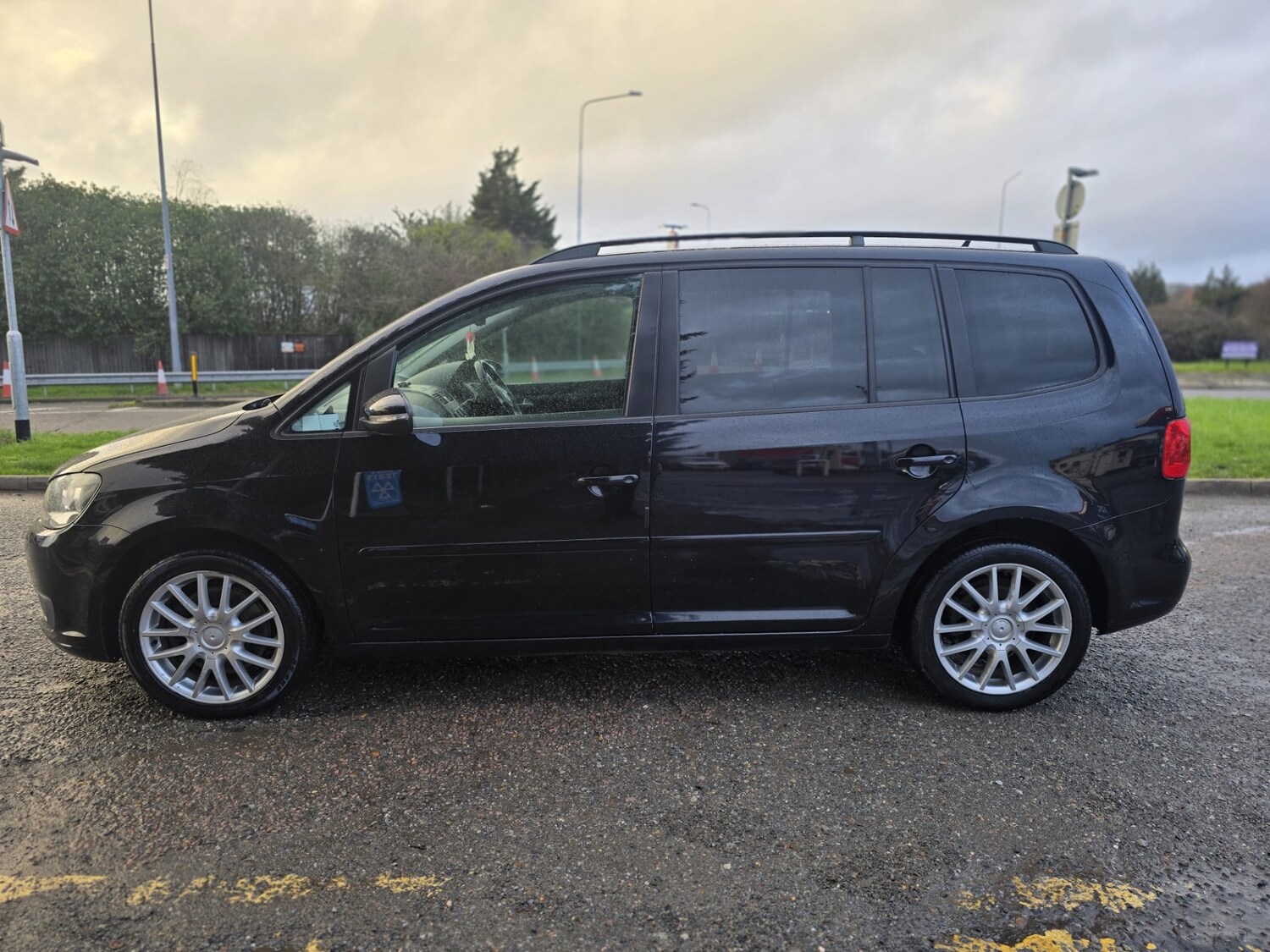 Used Volkswagen Touran 2012 for sale - 77476666: Photo 8