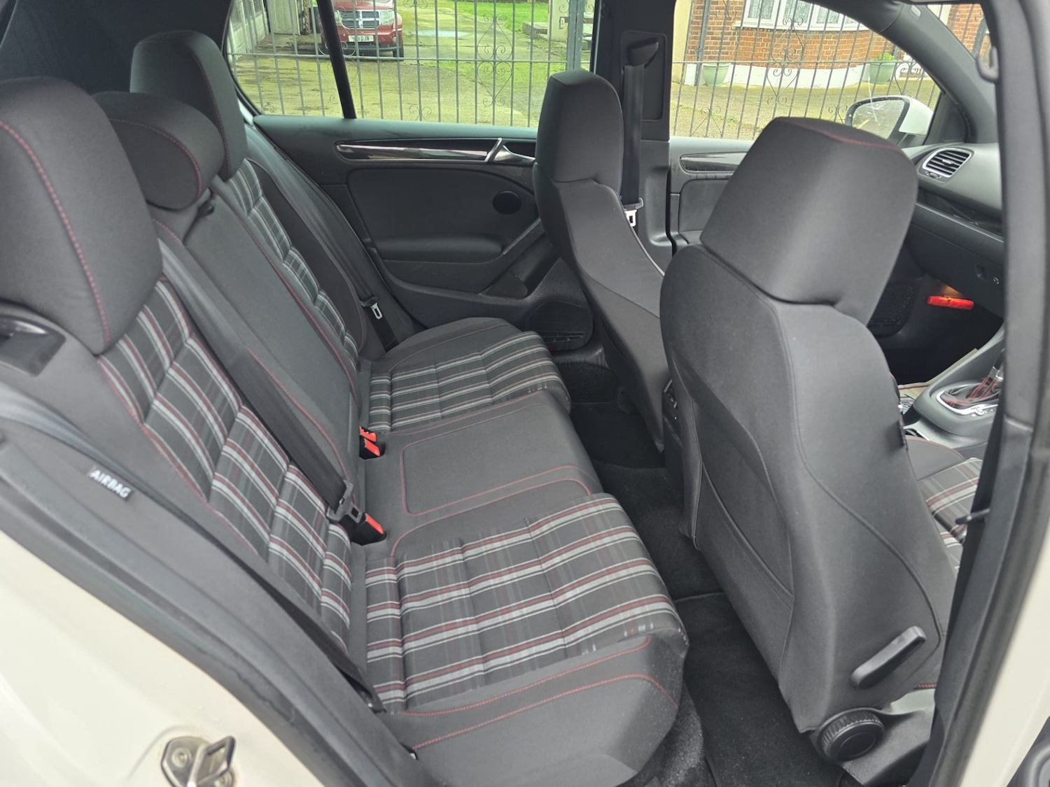 Used Volkswagen Golf 2011 for sale - 77803381: Photo 15