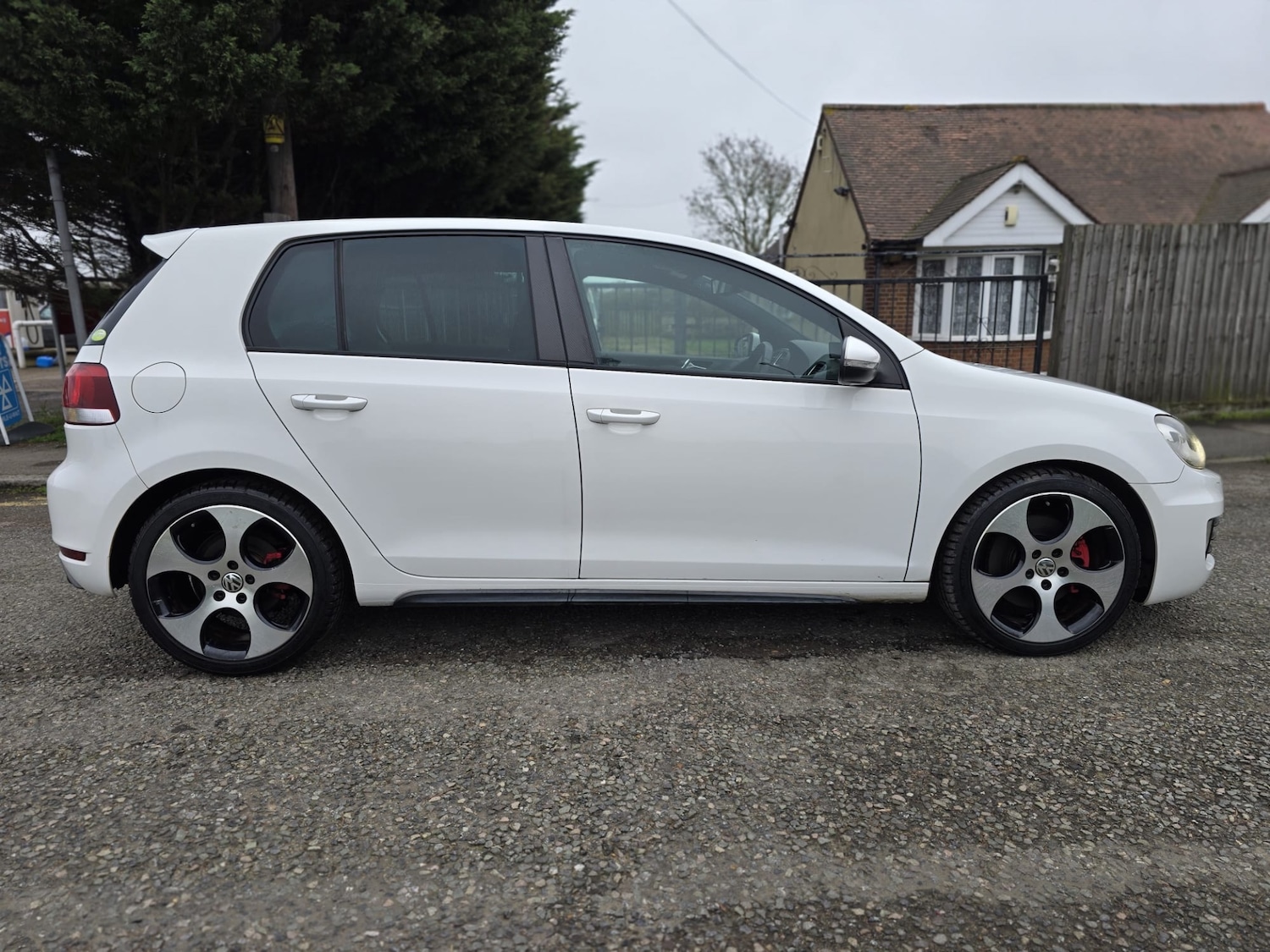 Used Volkswagen Golf 2011 for sale - 77803381: Photo 6