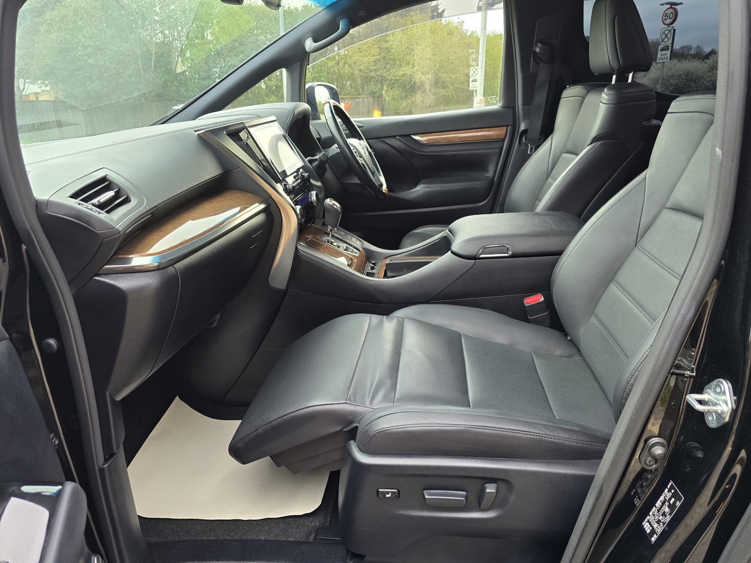 Used Toyota Alphard 2026 for sale - 78000433: Photo 16