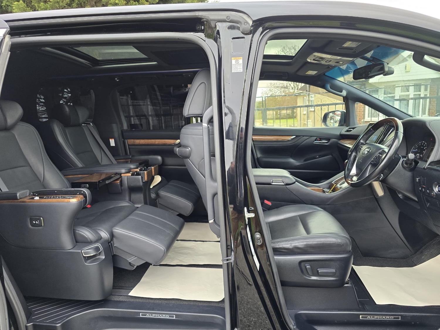 Used Toyota Alphard 2026 for sale - 78000433: Photo 17