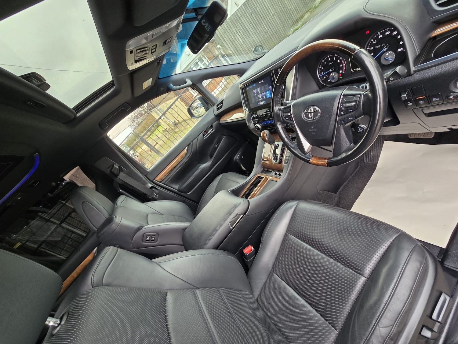 Used Toyota Alphard 2026 for sale - 78000433: Photo 19