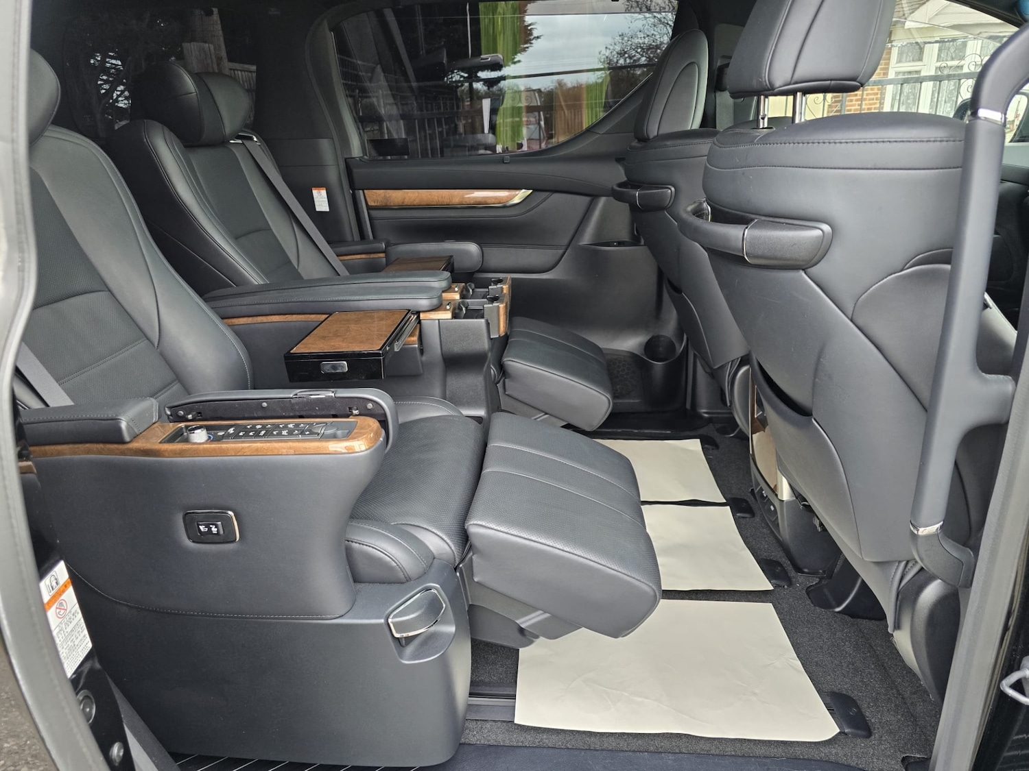 Used Toyota Alphard 2026 for sale - 78000433: Photo 24