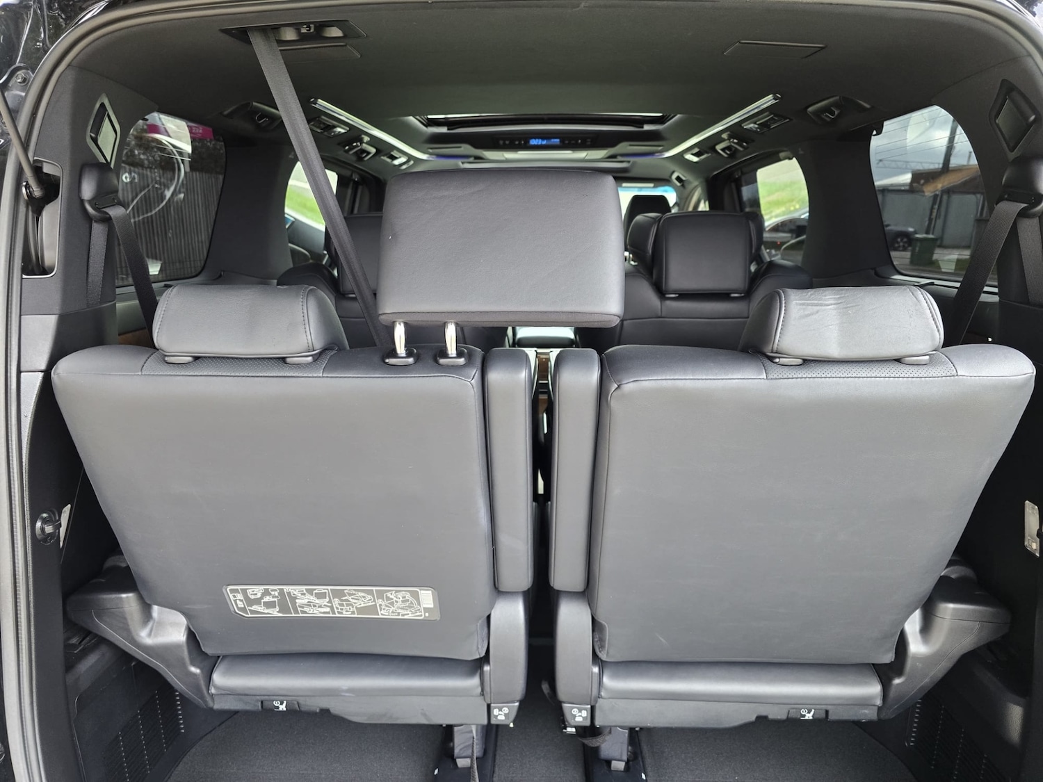 Used Toyota Alphard 2026 for sale - 78000433: Photo 28