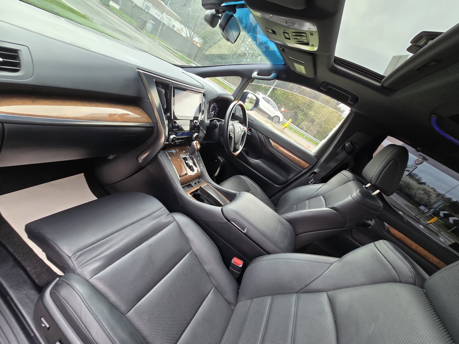 Used Toyota Alphard 2026 for sale - 78000433: Photo 34