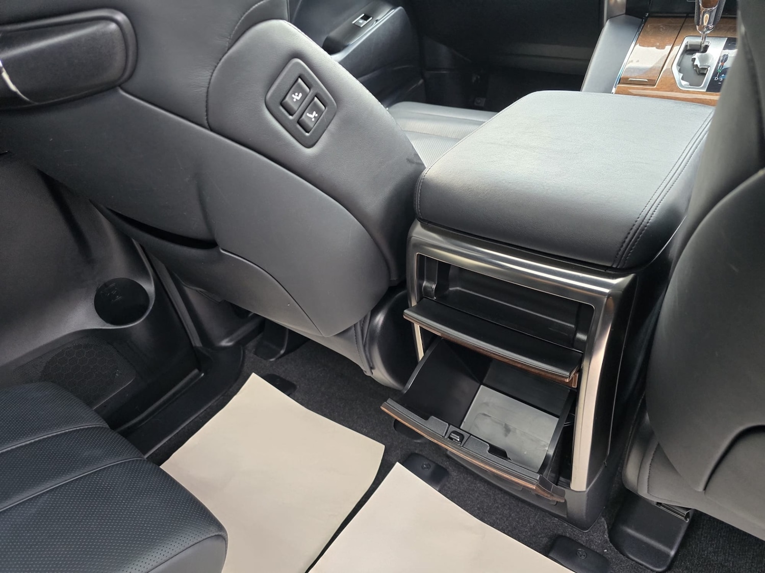 Used Toyota Alphard 2026 for sale - 78000433: Photo 37