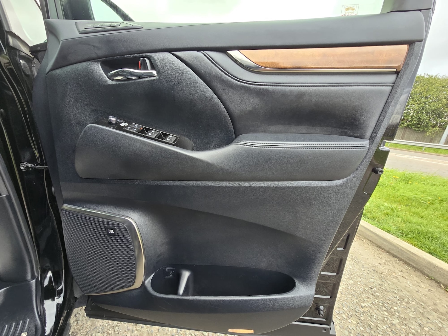 Used Toyota Alphard 2026 for sale - 78000433: Photo 42