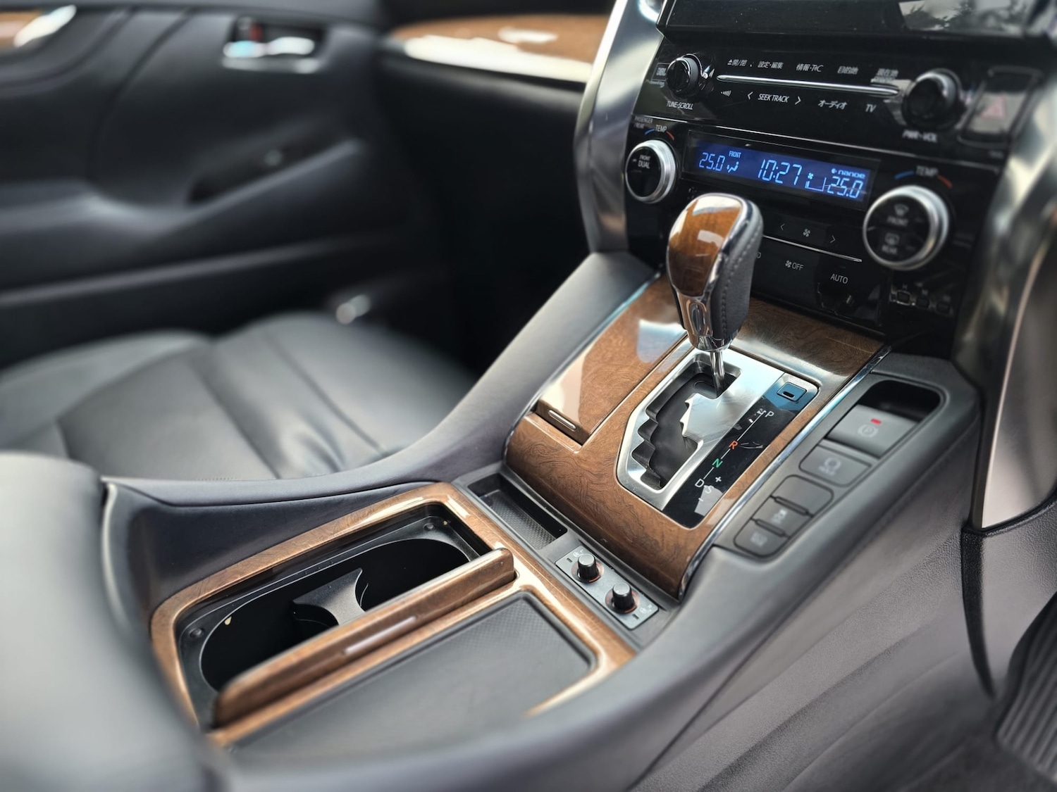 Used Toyota Alphard 2026 for sale - 78000433: Photo 47