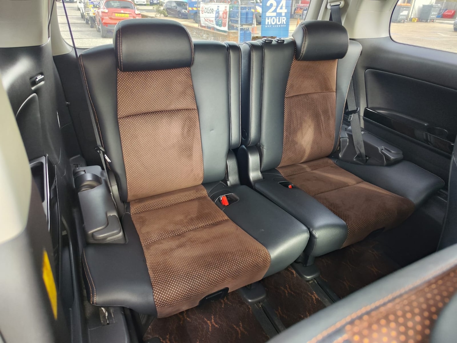 Used Toyota Alphard 2014 for sale - 76309823: Photo 14