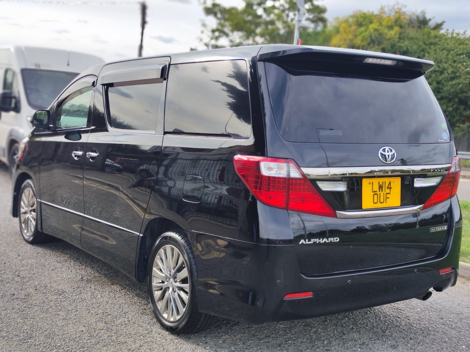 Used Toyota Alphard 2014 for sale - 76309823: Photo 5