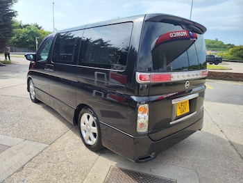 Used Nissan Elgrand undefined for sale - 79087858: Photo