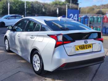 Used Toyota Prius  for sale - 73908905: Photo