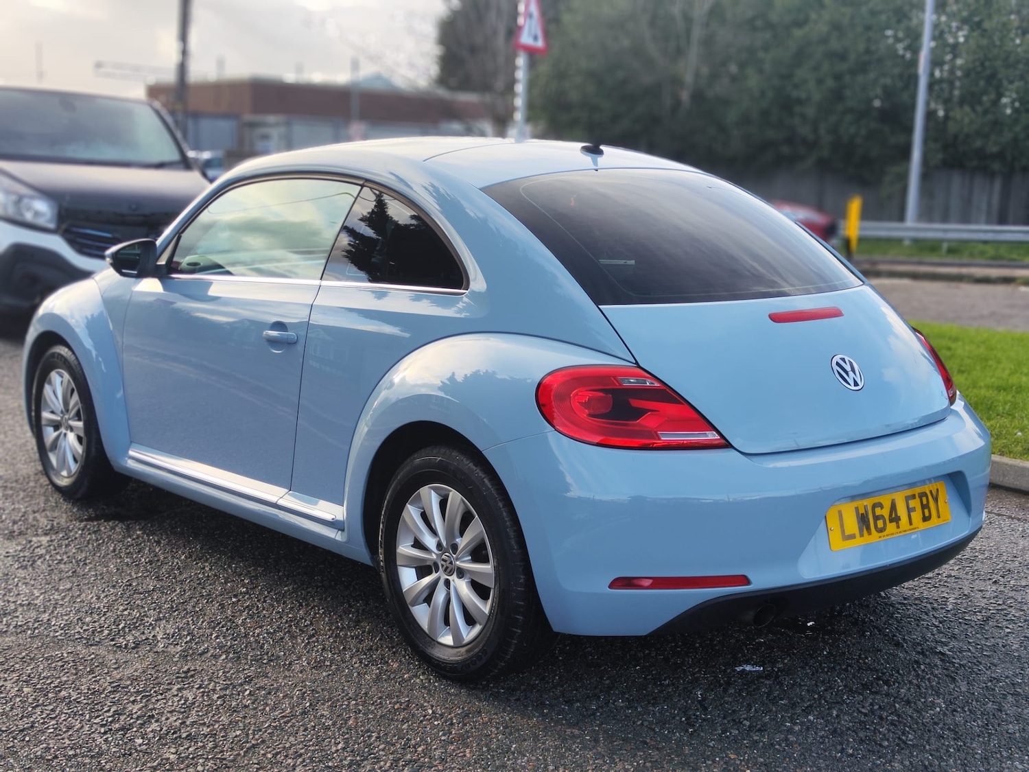 Used Volkswagen Beetle 2025 for sale - 77261840: Photo 4